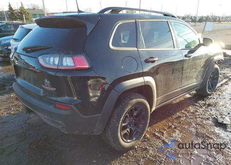2022 Jeep Cherokee Trailhawk 4X4 z USA, uszkodzony, nr VIN 1C4PJMBX1ND543189